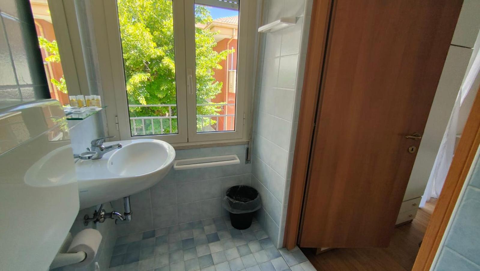 Hotel Eriale Rimini Eksteriør billede