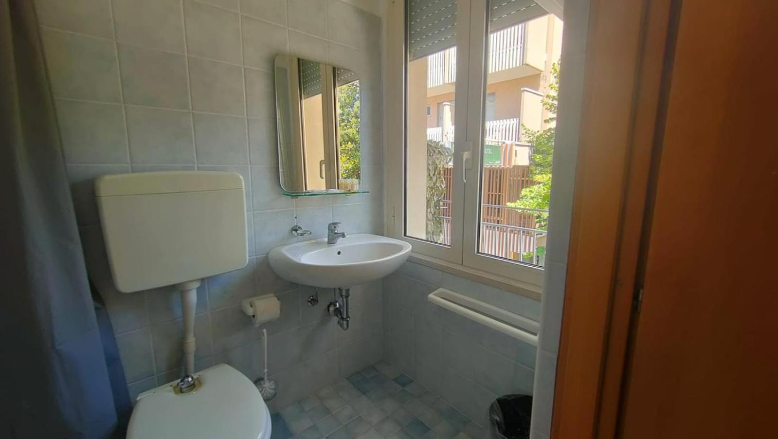 Hotel Eriale Rimini Eksteriør billede