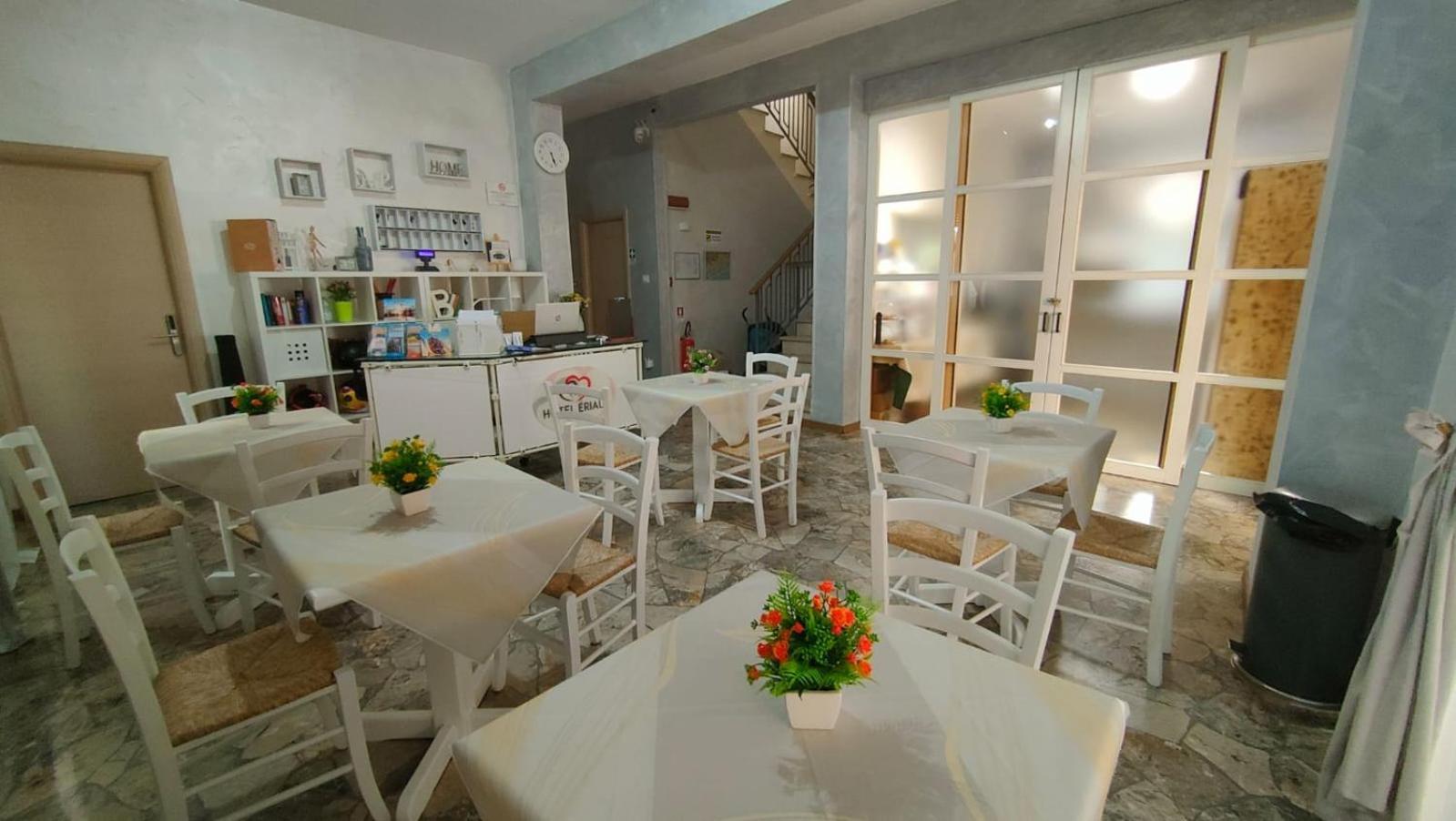 Hotel Eriale Rimini Eksteriør billede
