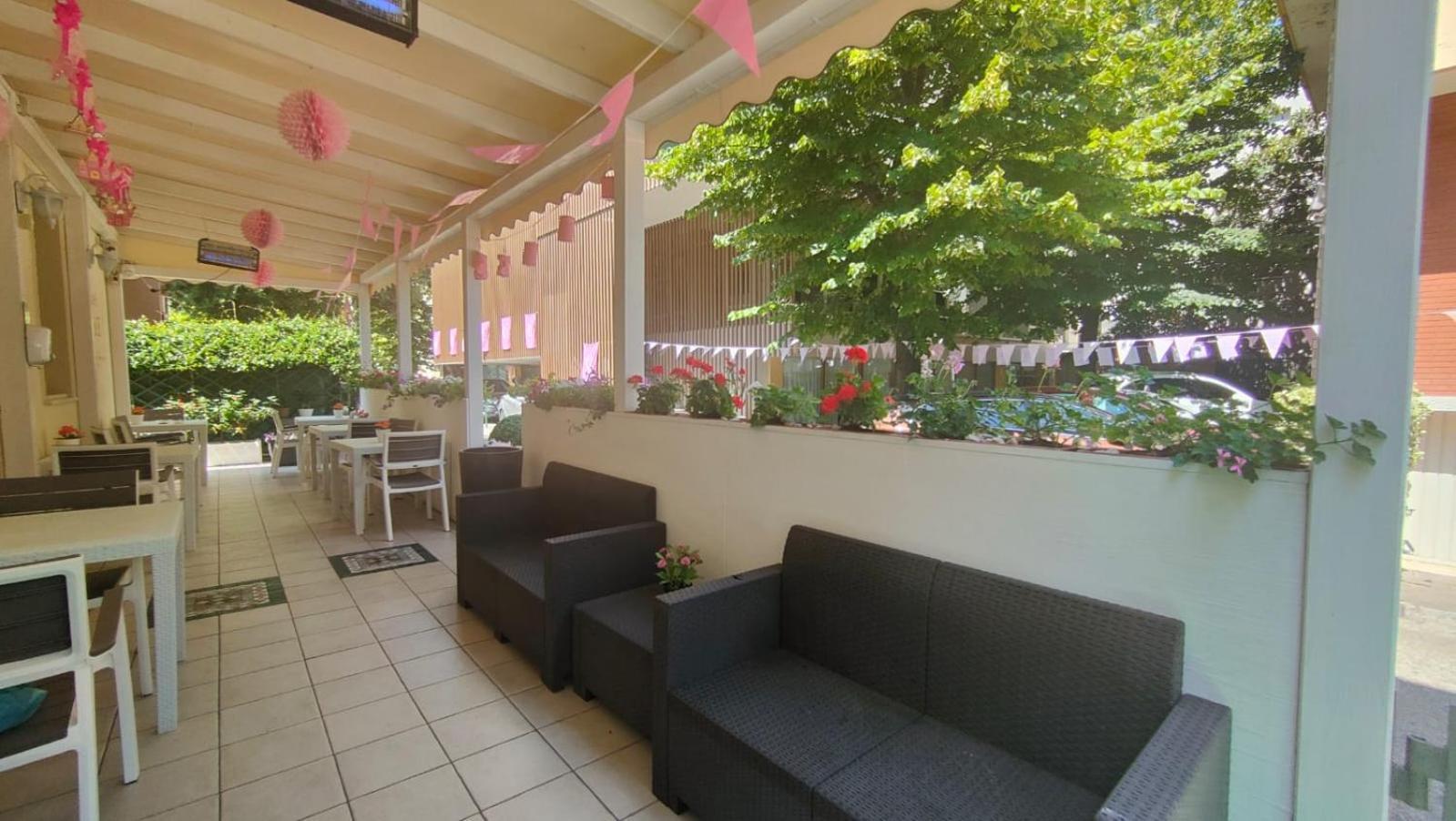 Hotel Eriale Rimini Eksteriør billede
