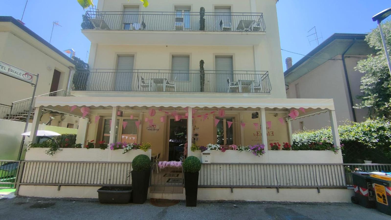 Hotel Eriale Rimini Eksteriør billede