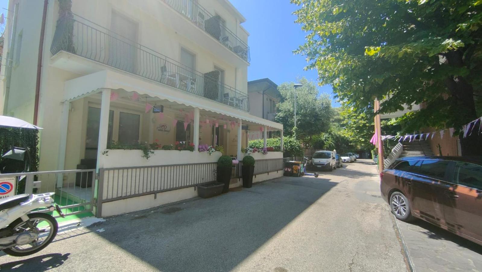 Hotel Eriale Rimini Eksteriør billede